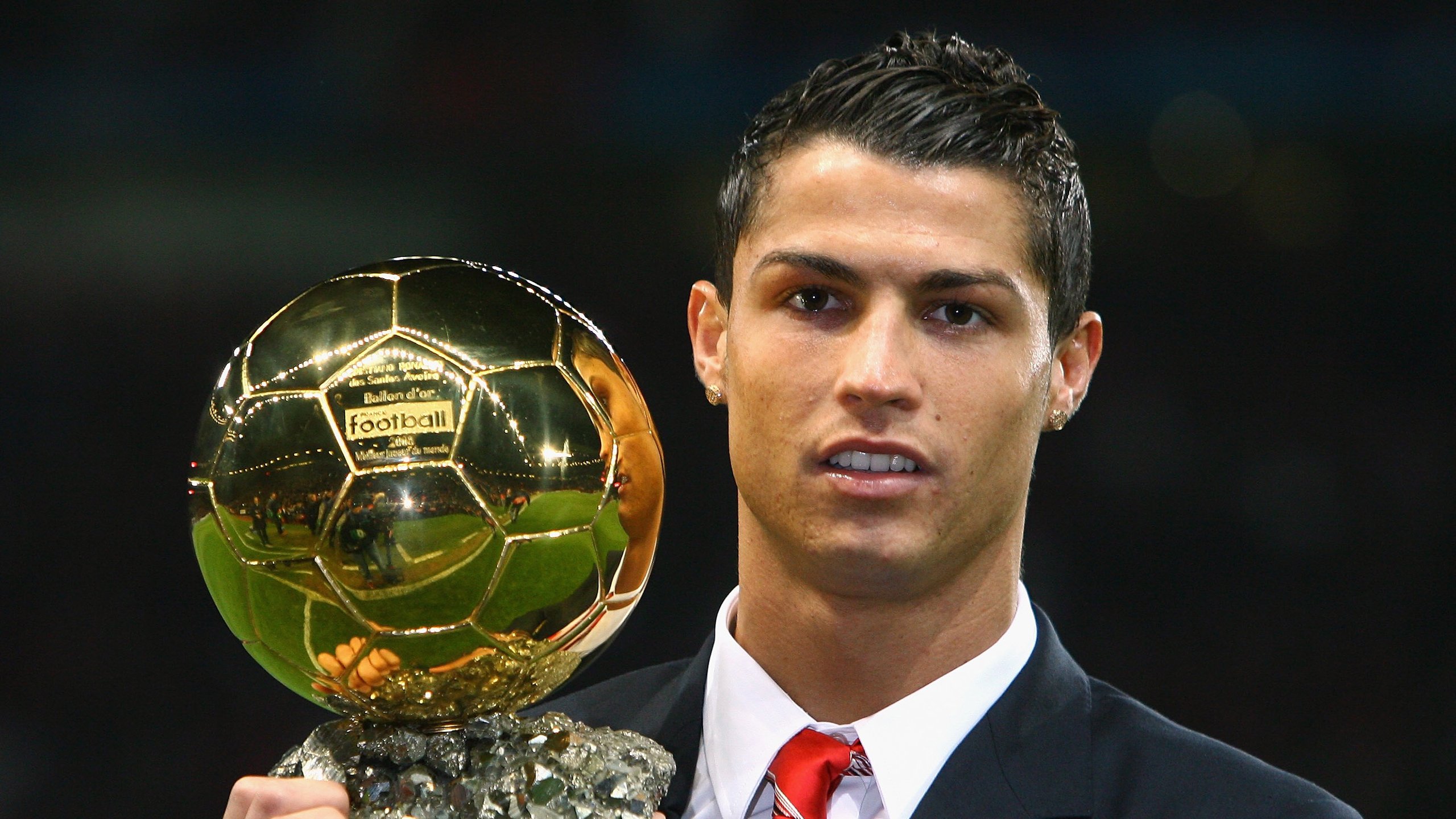 “西甲精彩瞬间频出，球迷欢呼不断”，西甲锦集